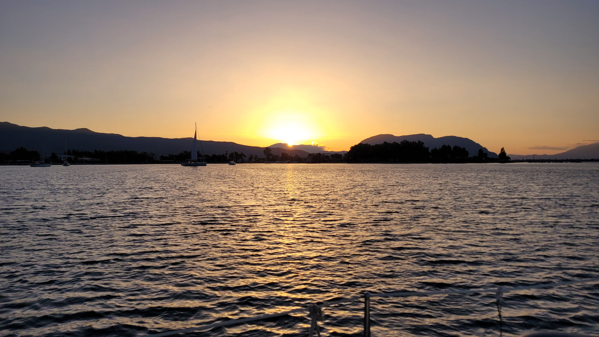 Sonnenaufgang am 1.Mai inMesolongi